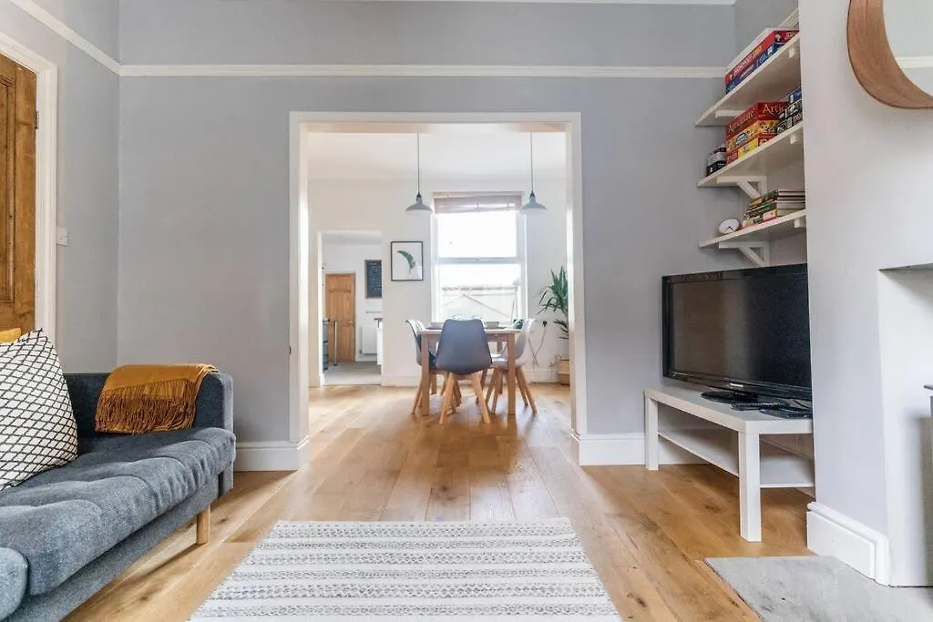 度假居 Spacious 3 Bedroom House 约克