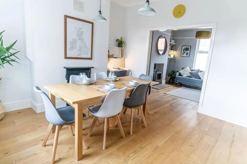 度假居 Spacious 3 Bedroom House 约克