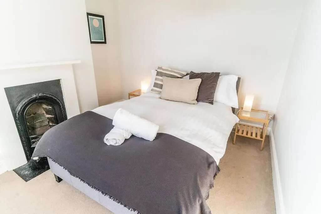 Spacious 3 Bedroom House 요크 펜션